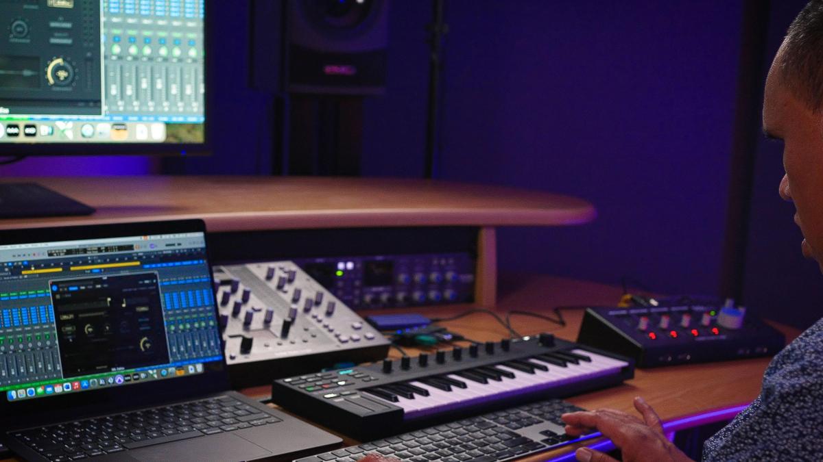 Zur Ansicht: https://www.youtube.com/watch?v=ritJVbYWw-Y