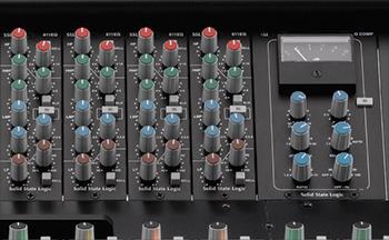 XL-Desk Kanal 500 Steckplätze